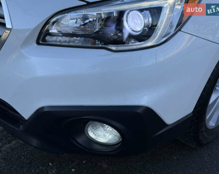 Белый Субару Аутбек, объемом двигателя 2.46 л и пробегом 191 тыс. км за 11499 $, фото 16 на Automoto.ua