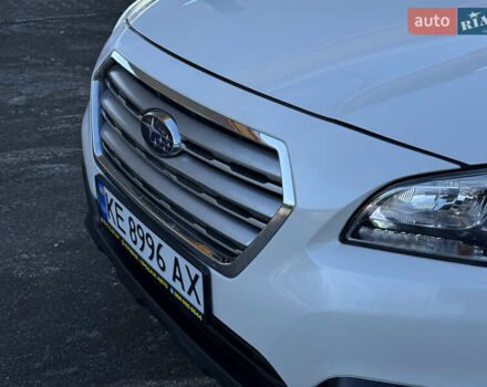 Белый Субару Аутбек, объемом двигателя 2.46 л и пробегом 191 тыс. км за 11499 $, фото 17 на Automoto.ua