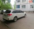 Белый Субару Аутбек, объемом двигателя 2 л и пробегом 205 тыс. км за 12200 $, фото 3 на Automoto.ua