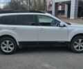 Белый Субару Аутбек, объемом двигателя 2.46 л и пробегом 212 тыс. км за 11300 $, фото 3 на Automoto.ua