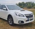 Білий Субару Аутбек, об'ємом двигуна 2 л та пробігом 234 тис. км за 10400 $, фото 4 на Automoto.ua