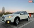 Білий Субару Аутбек, об'ємом двигуна 2.46 л та пробігом 257 тис. км за 9500 $, фото 9 на Automoto.ua
