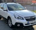 Белый Субару Аутбек, объемом двигателя 2.46 л и пробегом 186 тыс. км за 11800 $, фото 1 на Automoto.ua