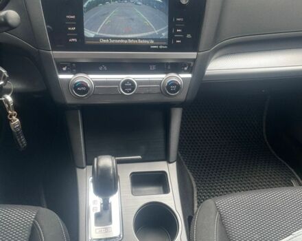 Белый Субару Аутбек, объемом двигателя 2.5 л и пробегом 133 тыс. км за 13900 $, фото 11 на Automoto.ua