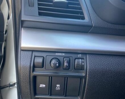 Белый Субару Аутбек, объемом двигателя 2 л и пробегом 250 тыс. км за 12500 $, фото 11 на Automoto.ua