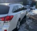 Білий Субару Аутбек, об'ємом двигуна 2 л та пробігом 230 тис. км за 12600 $, фото 3 на Automoto.ua