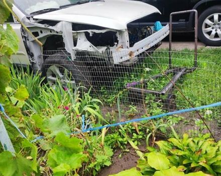 Белый Субару Аутбек, объемом двигателя 2.46 л и пробегом 180 тыс. км за 5999 $, фото 1 на Automoto.ua