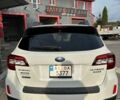 Белый Субару Аутбек, объемом двигателя 2.5 л и пробегом 182 тыс. км за 12500 $, фото 1 на Automoto.ua