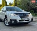 Білий Субару Аутбек, об'ємом двигуна 2 л та пробігом 104 тис. км за 13500 $, фото 2 на Automoto.ua