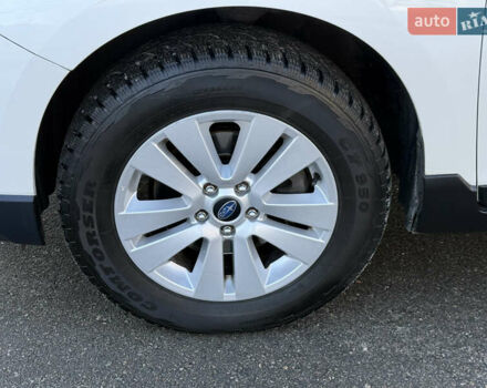 Белый Субару Аутбек, объемом двигателя 2.46 л и пробегом 191 тыс. км за 11499 $, фото 22 на Automoto.ua