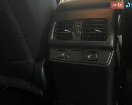 Білий Субару Аутбек, об'ємом двигуна 2.5 л та пробігом 218 тис. км за 13990 $, фото 23 на Automoto.ua