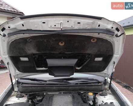 Белый Субару Аутбек, объемом двигателя 2 л и пробегом 243 тыс. км за 9999 $, фото 27 на Automoto.ua