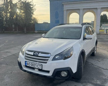 Білий Субару Аутбек, об'ємом двигуна 2.5 л та пробігом 289 тис. км за 11000 $, фото 1 на Automoto.ua