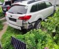 Белый Субару Аутбек, объемом двигателя 2.46 л и пробегом 180 тыс. км за 6800 $, фото 1 на Automoto.ua