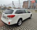 Белый Субару Аутбек, объемом двигателя 2 л и пробегом 183 тыс. км за 10800 $, фото 4 на Automoto.ua