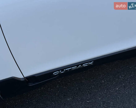 Белый Субару Аутбек, объемом двигателя 2.46 л и пробегом 191 тыс. км за 11499 $, фото 20 на Automoto.ua