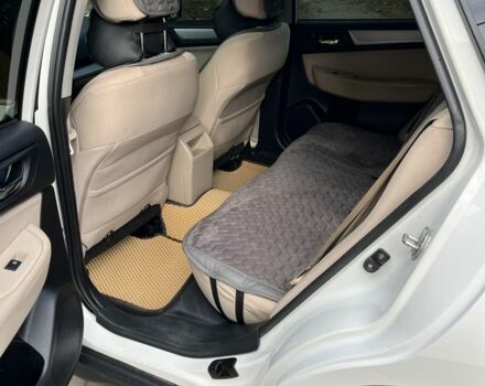 Білий Субару Аутбек, об'ємом двигуна 2.5 л та пробігом 190 тис. км за 13000 $, фото 3 на Automoto.ua