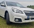 Білий Субару Аутбек, об'ємом двигуна 2 л та пробігом 234 тис. км за 10400 $, фото 7 на Automoto.ua
