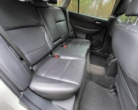 Білий Субару Аутбек, об'ємом двигуна 2.5 л та пробігом 178 тис. км за 13200 $, фото 12 на Automoto.ua