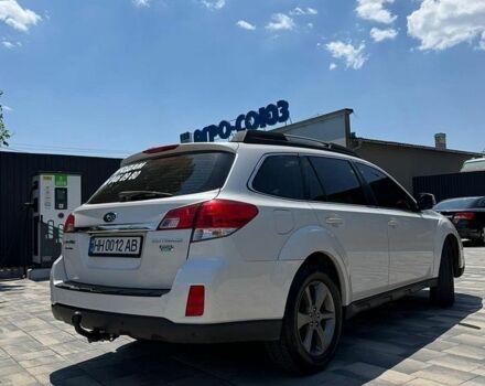 Белый Субару Аутбек, объемом двигателя 2 л и пробегом 290 тыс. км за 12500 $, фото 5 на Automoto.ua