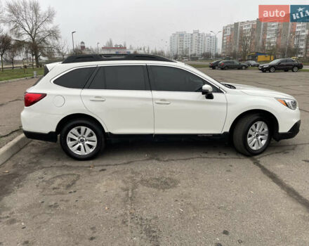 Білий Субару Аутбек, об'ємом двигуна 2.5 л та пробігом 132 тис. км за 14600 $, фото 7 на Automoto.ua