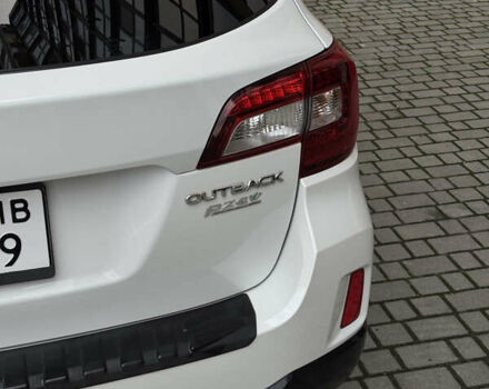 Белый Субару Аутбек, объемом двигателя 2.5 л и пробегом 162 тыс. км за 12300 $, фото 9 на Automoto.ua