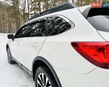 Білий Субару Аутбек, об'ємом двигуна 2.46 л та пробігом 258 тис. км за 14900 $, фото 29 на Automoto.ua