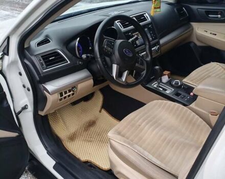 Белый Субару Аутбек, объемом двигателя 2.46 л и пробегом 275 тыс. км за 13300 $, фото 33 на Automoto.ua