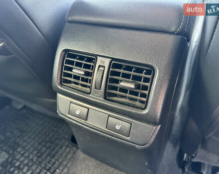 Білий Субару Аутбек, об'ємом двигуна 2.5 л та пробігом 142 тис. км за 16000 $, фото 13 на Automoto.ua