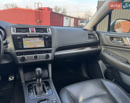 Білий Субару Аутбек, об'ємом двигуна 2.5 л та пробігом 142 тис. км за 16000 $, фото 27 на Automoto.ua