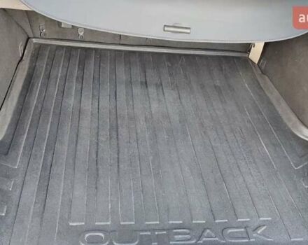 Белый Субару Аутбек, объемом двигателя 2.5 л и пробегом 160 тыс. км за 14000 $, фото 5 на Automoto.ua