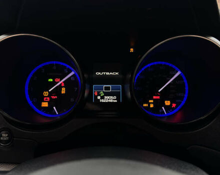 Белый Субару Аутбек, объемом двигателя 2.5 л и пробегом 162 тыс. км за 12300 $, фото 20 на Automoto.ua