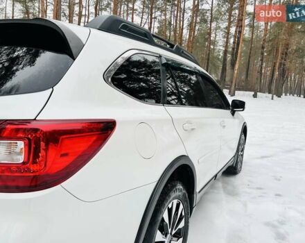 Білий Субару Аутбек, об'ємом двигуна 2.46 л та пробігом 258 тис. км за 14900 $, фото 28 на Automoto.ua