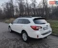 Білий Субару Аутбек, об'ємом двигуна 2.46 л та пробігом 133 тис. км за 14000 $, фото 4 на Automoto.ua