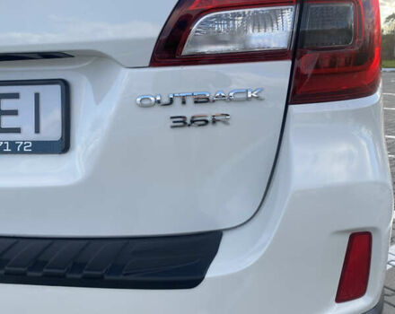 Белый Субару Аутбек, объемом двигателя 3.63 л и пробегом 158 тыс. км за 16200 $, фото 11 на Automoto.ua