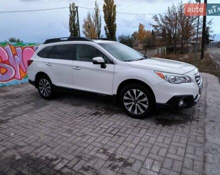 Белый Субару Аутбек, объемом двигателя 2.5 л и пробегом 185 тыс. км за 14200 $, фото 17 на Automoto.ua