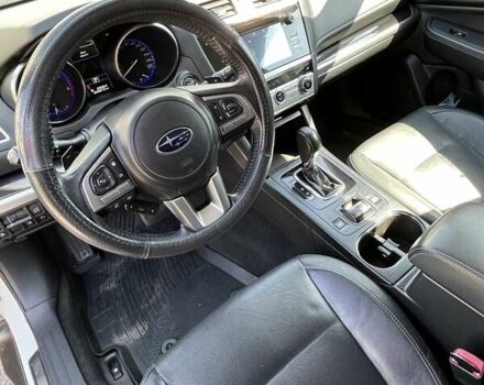 Білий Субару Аутбек, об'ємом двигуна 2 л та пробігом 346 тис. км за 11800 $, фото 21 на Automoto.ua