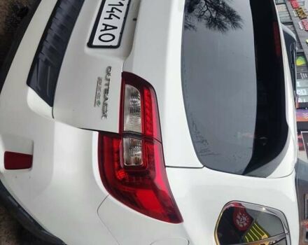 Белый Субару Аутбек, объемом двигателя 2.5 л и пробегом 218 тыс. км за 12500 $, фото 4 на Automoto.ua