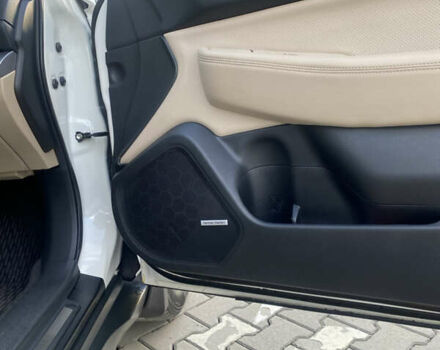 Белый Субару Аутбек, объемом двигателя 3.63 л и пробегом 158 тыс. км за 16200 $, фото 13 на Automoto.ua