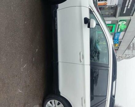 Белый Субару Аутбек, объемом двигателя 2.5 л и пробегом 218 тыс. км за 12500 $, фото 3 на Automoto.ua