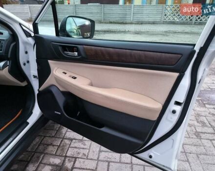Белый Субару Аутбек, объемом двигателя 2.5 л и пробегом 185 тыс. км за 14200 $, фото 16 на Automoto.ua