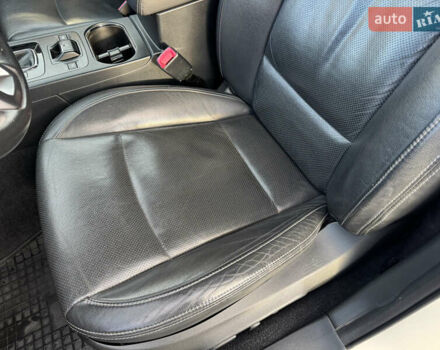 Білий Субару Аутбек, об'ємом двигуна 2.5 л та пробігом 142 тис. км за 16000 $, фото 22 на Automoto.ua