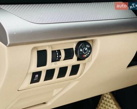 Білий Субару Аутбек, об'ємом двигуна 2.46 л та пробігом 258 тис. км за 14900 $, фото 34 на Automoto.ua