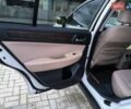 Белый Субару Аутбек, объемом двигателя 2.5 л и пробегом 185 тыс. км за 14200 $, фото 7 на Automoto.ua