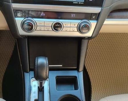 Белый Субару Аутбек, объемом двигателя 2.5 л и пробегом 160 тыс. км за 14000 $, фото 11 на Automoto.ua