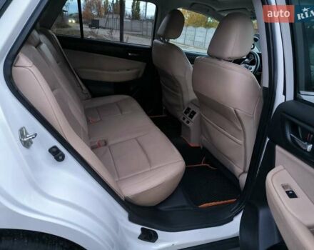 Белый Субару Аутбек, объемом двигателя 2.5 л и пробегом 185 тыс. км за 14200 $, фото 15 на Automoto.ua