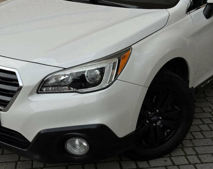 Белый Субару Аутбек, объемом двигателя 2.5 л и пробегом 162 тыс. км за 12300 $, фото 7 на Automoto.ua