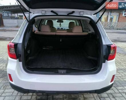 Белый Субару Аутбек, объемом двигателя 2.5 л и пробегом 185 тыс. км за 14200 $, фото 11 на Automoto.ua