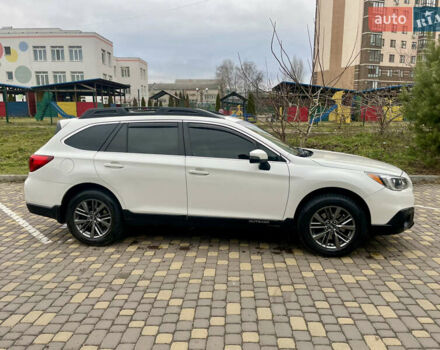 Белый Субару Аутбек, объемом двигателя 2.46 л и пробегом 170 тыс. км за 16500 $, фото 10 на Automoto.ua