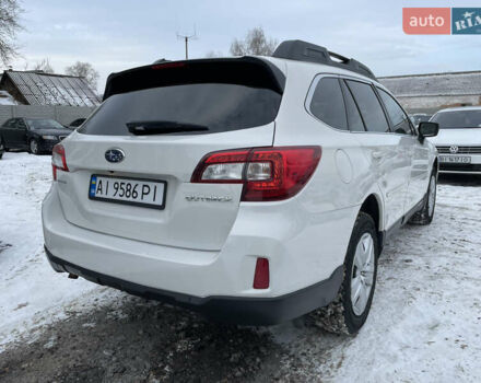 Белый Субару Аутбек, объемом двигателя 2.5 л и пробегом 160 тыс. км за 11700 $, фото 3 на Automoto.ua